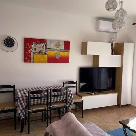 Apartment 1+1 *